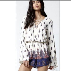 Kendal & Kylie Woman's Paisley Long Sleeve Romper Small Boho Festival Gypsies‌‌‌